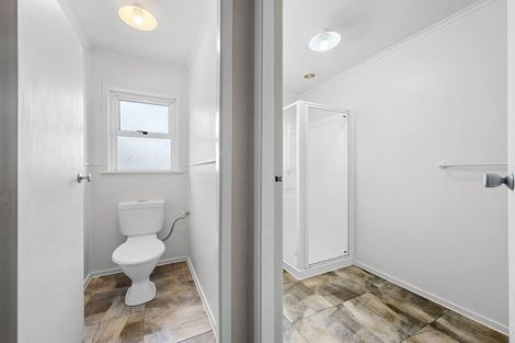 Photo of property in 40 Wrantage Street, Westown, New Plymouth, 4310