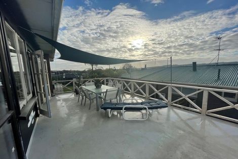 Photo of property in 12 Boundary Road, Opaheke, Papakura, 2113