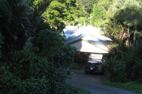 Photo of property in 50 Laingholm Drive, Laingholm, Auckland, 0604