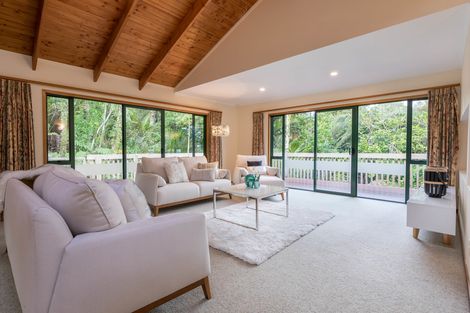 Photo of property in 207c Woodlands Park Road, Titirangi, Auckland, 0604