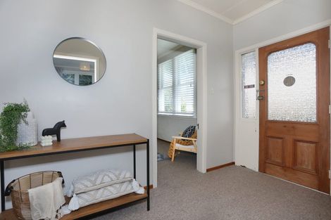 Photo of property in 40 Follett Street, Marton, 4710