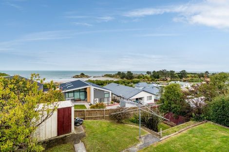 Photo of property in 19 Seaview Road, Brighton, Dunedin, 9035