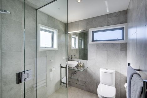 Photo of property in 12 Bray Place, Havelock North, 4130