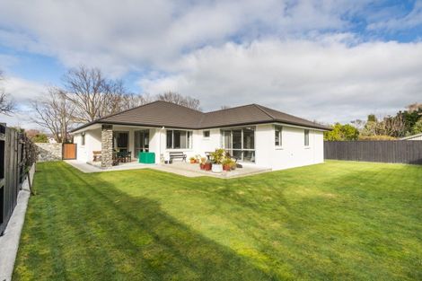 Photo of property in 33 Elmira Avenue, Hokowhitu, Palmerston North, 4410