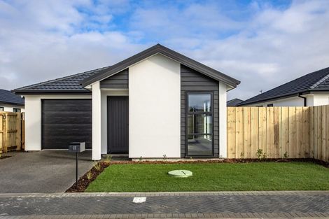 Photo of property in 11 Oakvale Lane, Halswell, Christchurch, 8025