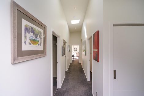 Photo of property in 16a Hardie Street, Hokowhitu, Palmerston North, 4410