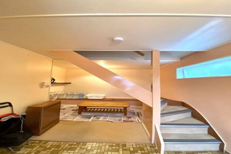 Photo of property in 1 Kohima Drive, Khandallah, Wellington, 6035