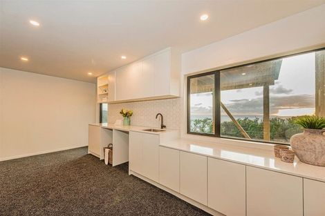 Photo of property in 123 Piha Road, Piha, New Lynn, 0772