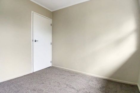 Photo of property in 1/11 Talavera Place, Te Atatu South, Auckland, 0602