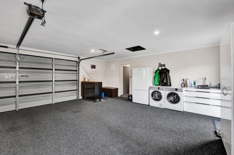 Photo of property in 38 Montague Grove, Stratford, 4332