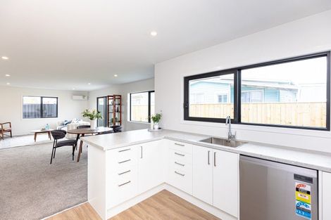 Photo of property in 6 Cambridge Street, Gonville, Whanganui, 4501