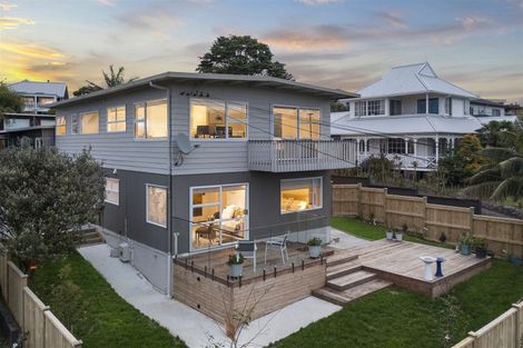 Photo of property in 1/11 Penning Road, Milford, Auckland, 0620