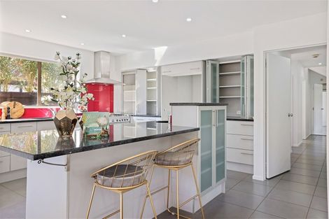 Photo of property in 15 Thurlestone Place, Burnside, Christchurch, 8053