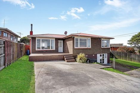 Photo of property in 18 Prangley Avenue, Mangere, Auckland, 2022