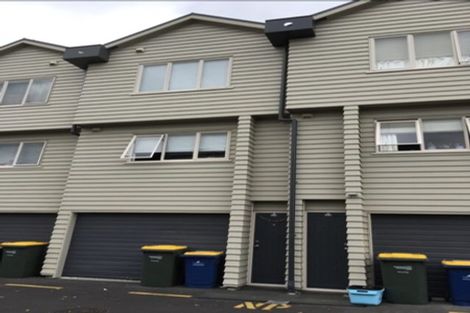 Photo of property in 5/4 Keeling Road, Henderson, Auckland, 0612