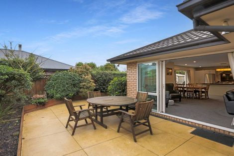 Photo of property in 16d Waitikiri Drive, Parklands, Christchurch, 8083