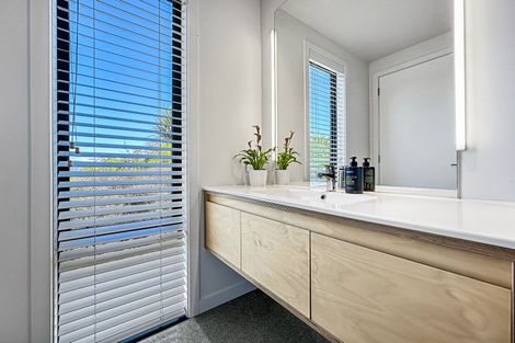 Photo of property in 46 Lacebark Drive, Kinloch, Taupo, 3377