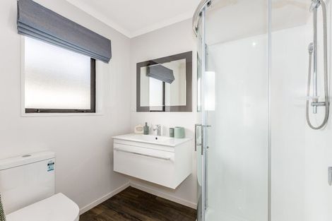 Photo of property in 5 Ihakara Arthur Lane, Aotea, Porirua, 5024