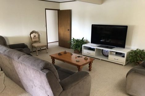 Photo of property in 114a Deep Creek Road, Torbay, Auckland, 0630