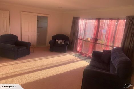 Photo of property in 123 Hobsonville Road, West Harbour, Auckland, 0618