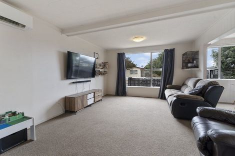 Photo of property in 36 Makarini Street, Paraparaumu, 5032