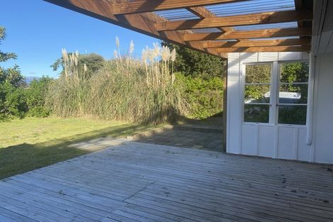 Photo of property in 22 Mahoe Street, Otaki Beach, Otaki, 5512