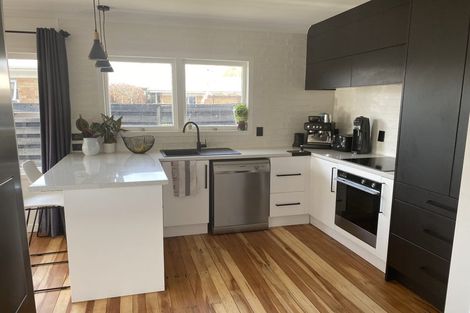 Photo of property in 18 Kingsley Street, St Andrews, Hamilton, 3200