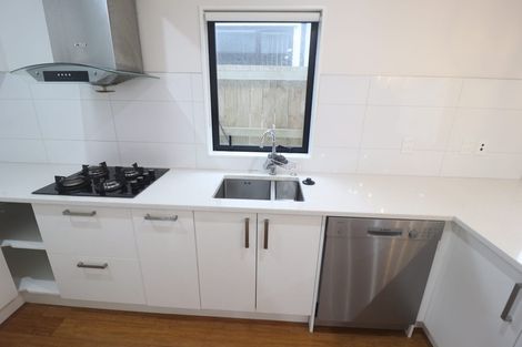 Photo of property in 18 Castlepoint Avenue, Takanini, 2110