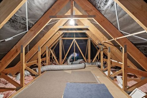 Photo of property in Redwood Village, 65/42 Main Road, Tawa, Wellington, 5028