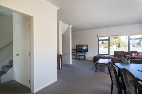 Photo of property in 1/52 Hawai Street, Two Mile Bay, Taupo, 3330