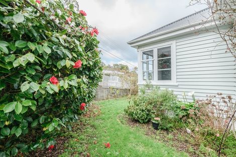 Photo of property in 94 Woodland Road, Johnsonville, Wellington, 6037