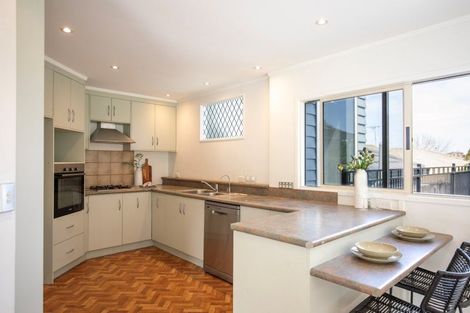 Photo of property in 21 Cashmere Place, Flagstaff, Hamilton, 3210