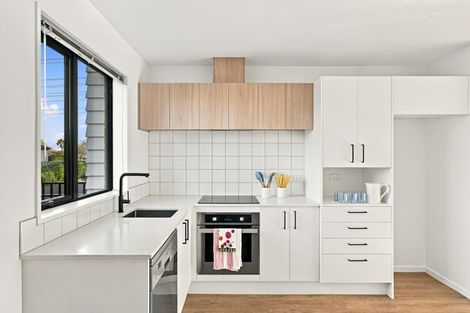 Photo of property in 56 Piripiri Place, Broomfield, Christchurch, 8042
