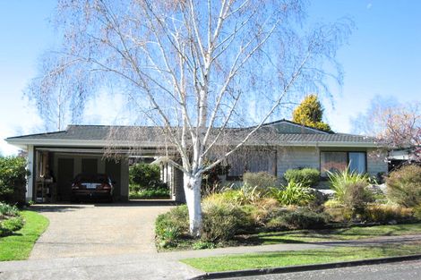 Photo of property in 67 James Cook Street, Havelock North, 4130