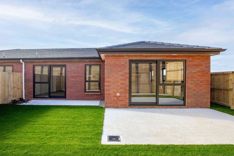 Photo of property in 7 Waruhia Crescent, Rototuna North, 3281