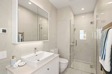 Photo of property in 14 Ayr Street, Riccarton, Christchurch, 8011