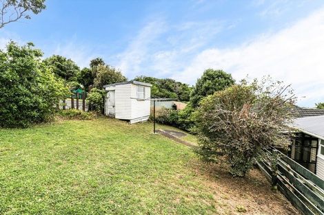 Photo of property in 61 Salford Street, Newlands, Wellington, 6037