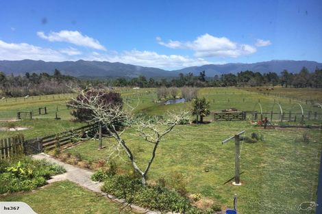 Photo of property in 138 Snodgrass Road, Westport, 7892