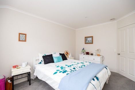 Photo of property in 10 Harris Place, Ngatea, 3503