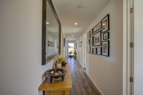 Photo of property in 1096 Woodstock Road, View Hill, Oxford, 7495