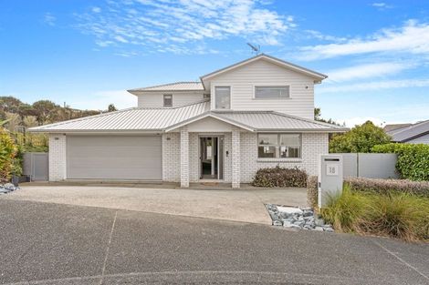 Photo of property in 18 Bella Vista Drive, Gulf Harbour, Whangaparaoa, 0930
