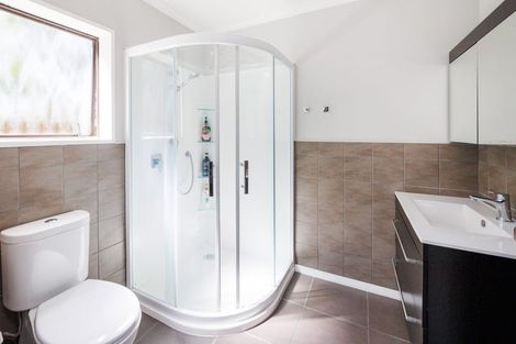 Photo of property in 15 Ashburn Lane, Awapuni, Palmerston North, 4412