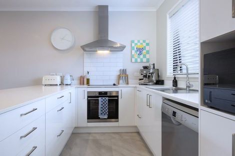 Photo of property in 17 Malcolm Calder Road, Hobsonville, Auckland, 0616