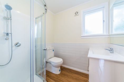 Photo of property in 6 Powell Place, Henderson, Auckland, 0610