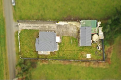 Photo of property in 76 Whakahoro Road, Manakau, Levin, 5573