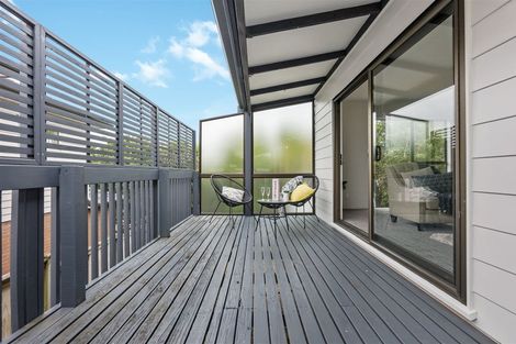 Photo of property in 70 Hutchinsons Road, Bucklands Beach, Auckland, 2014