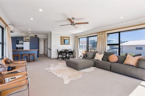 Photo of property in 209a Esplanade Drive, Whangamata, 3620