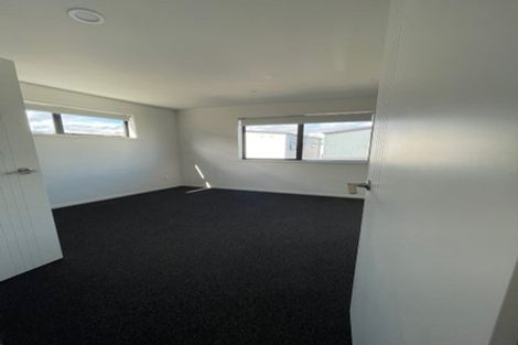 Photo of property in 14 Minhas Road, Papakura, 2110