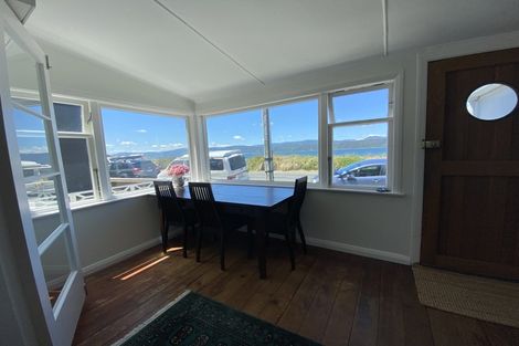 Photo of property in 171 Marine Parade, Seatoun, Wellington, 6022