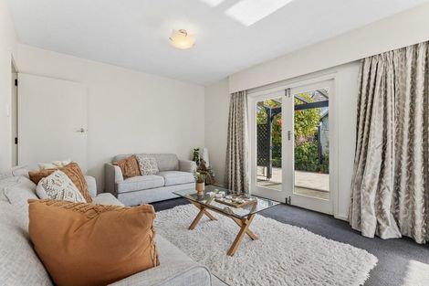 Photo of property in 42 North Parade, Richmond, Christchurch, 8013